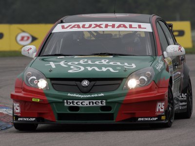 Alain Menu. BTCC Thruxton 2007 (&copy; PSP Images)