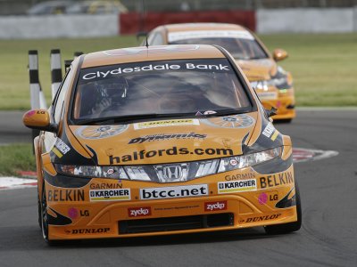 Matt Neal. BTCC Snetterton 2007 (&copy; PSP Images)