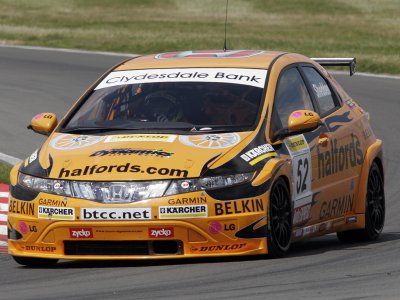 Gordon Shedden. BTCC Snetterton 2007 (&copy; PSP Images)