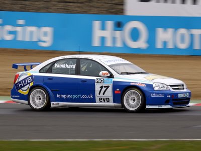 Harry Vaulkhard. Brands Hatch BTCC 2009 (&copy; PSP Images)
