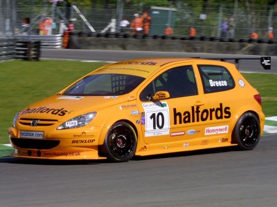 Carl Breeze. 2003 Brands Hatch  (© PSP Images)