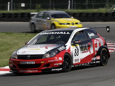 Gavin Smith. 2005 Brands Hatch  (© PSP Images)